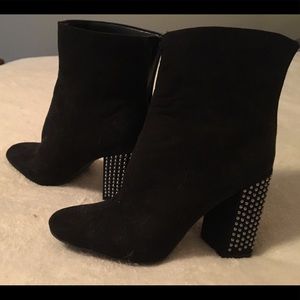 Jessica Simpson Alyss Black Studded Booties